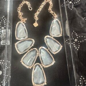 Kendra Scott Rose Gold and Mother of Pearl Harlow  Statement Necklace